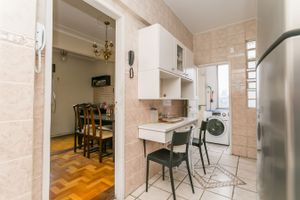 Image 25 - 217687