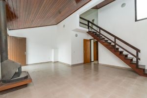 Image 3 - 217694