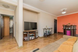 Image 3 - 217698