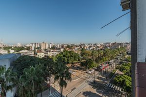 Image 10 - 217698