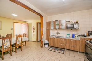Image 33 - 217765