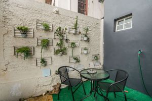 Image 70 - 217812