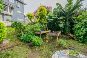 Image 79 - 217812