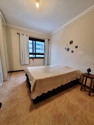 Image 17 - 217861