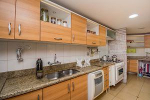 Image 39 - 217877