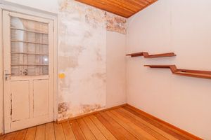 Image 35 - 217917