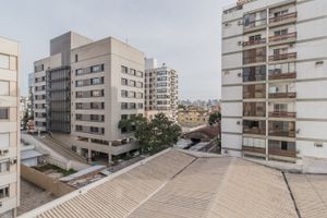 Image 19 - 217954