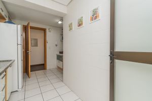 Image 31 - 217957