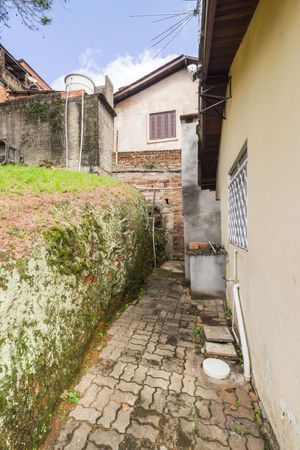 Image 21 - 217990