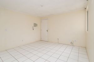 Image 2 - 217995