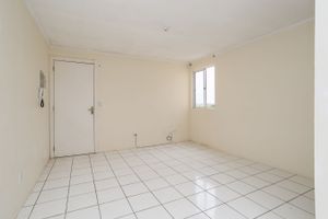 Image 3 - 217995