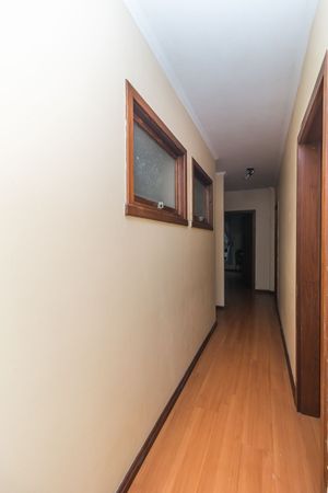 Image 11 - 218136