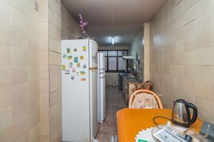 Image 29 - 218136