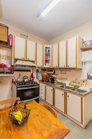 Image 24 - 218157