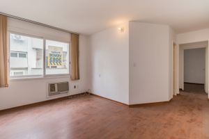 Image 3 - 218159