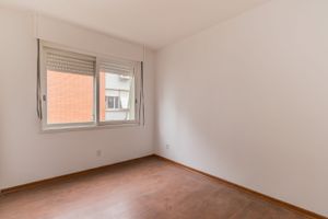 Image 7 - 218159