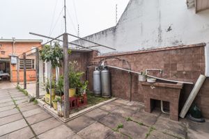 Image 21 - 218262