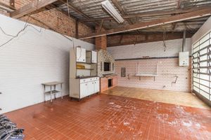 Image 26 - 218262