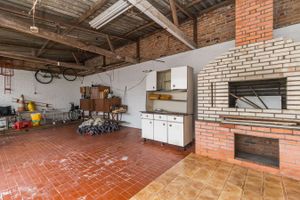 Image 27 - 218262