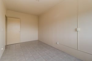 Image 10 - 218268