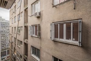Image 11 - 218292