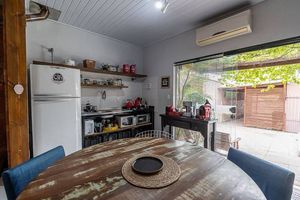 Image 16 - 218351