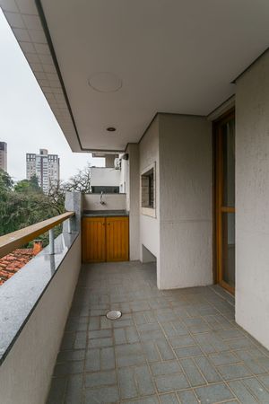 Image 9 - 218388
