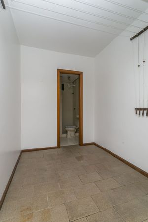 Image 32 - 218388