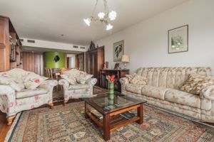 Image 3 - 218394