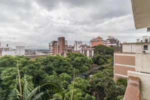 Image 6 - 218394
