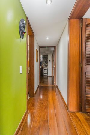 Image 10 - 218394
