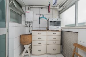 Image 33 - 218394