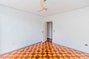 Image 34 - 218410