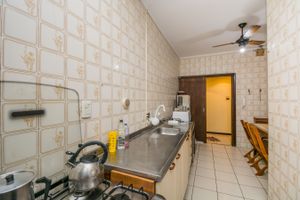 Image 30 - 218425