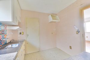 Image 7 - 218459