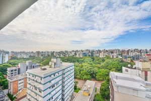 Image 12 - 218459