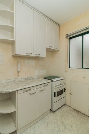 Image 22 - 218467