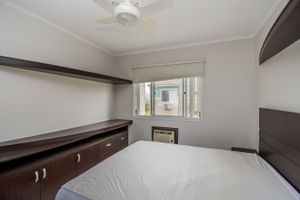 Image 14 - 218472