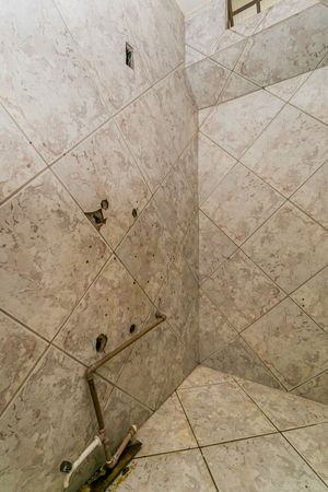 Image 14 - 218485
