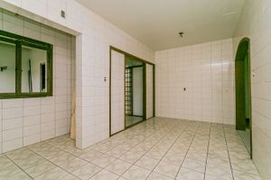 Image 37 - 218485