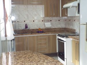 Image 9 - 218526