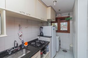 Image 10 - 218545