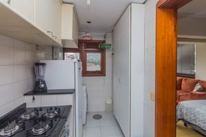 Image 11 - 218545