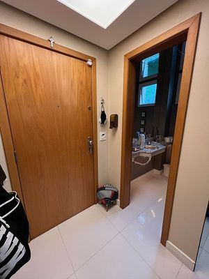 Image 17 - 218562