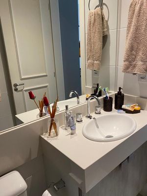 Image 17 - 218599