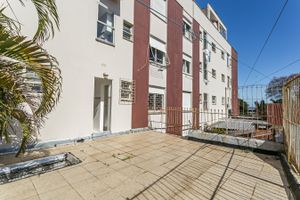 Image 18 - 218606