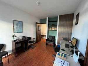 Image 12 - 218709