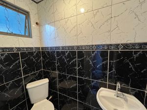Image 16 - 218709