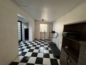 Image 17 - 218709
