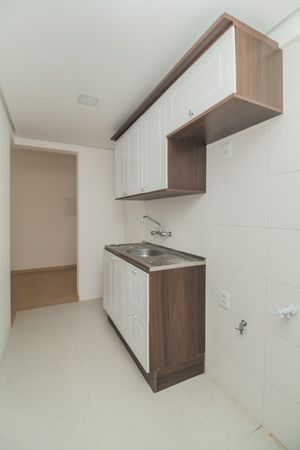 Image 19 - 218743